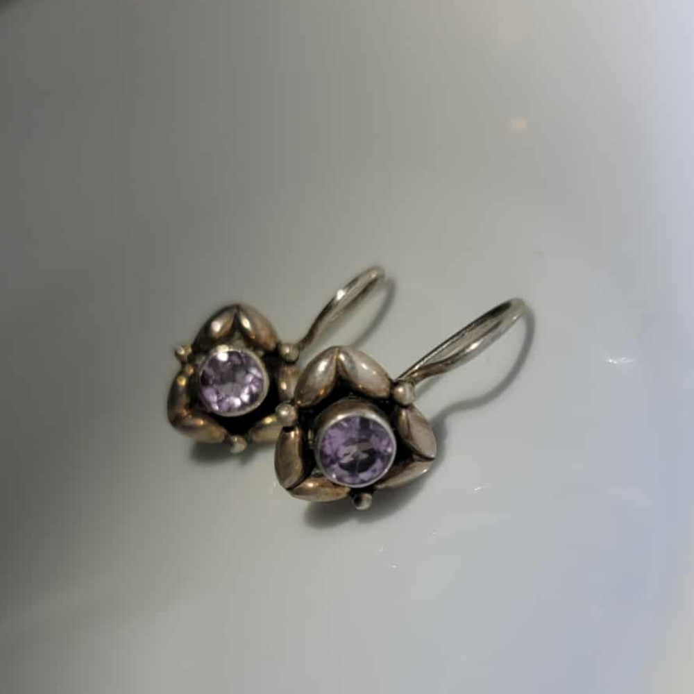 Vintage Sterling Silver And Cut Amethyst Floral Earrings
